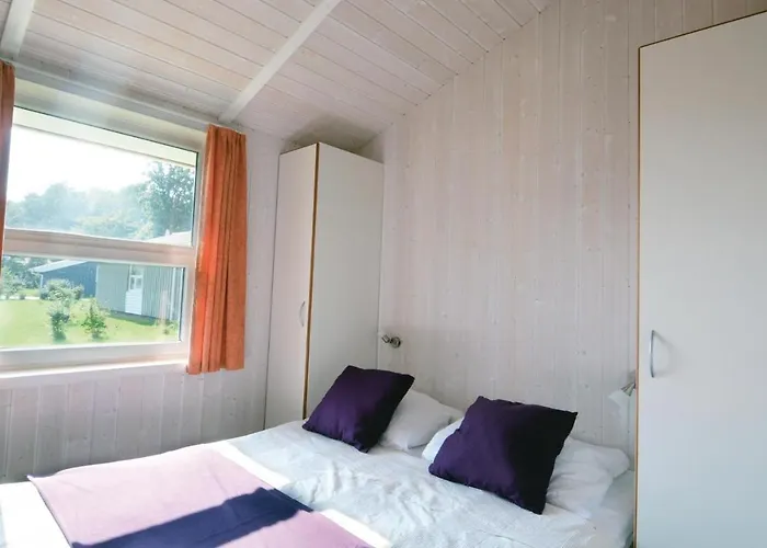 Feriehus Friedrichskoog-strandpark 3 *