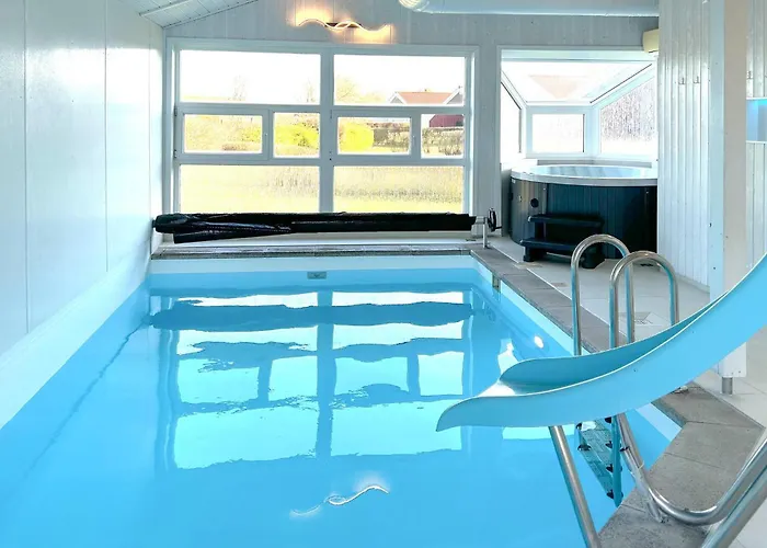 Feriehus Friedrichskoog-strandpark 3 *